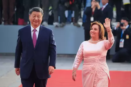 Boluarte recibe a Jinping en Palacio.