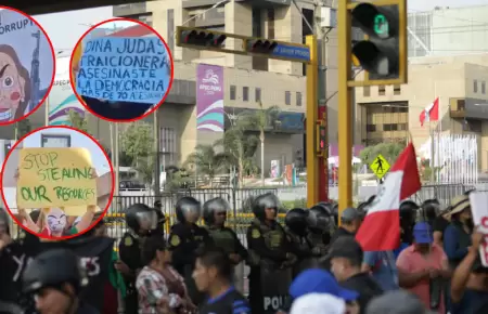 Protesta frente al Ministerio de Cultura