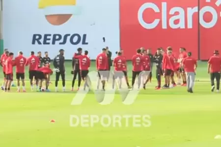 La Seleccin Peruana recibi a un grupo de hinchas en Videna.