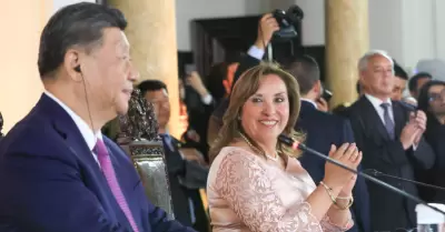 Dina Boluarte y Xi Jinping.