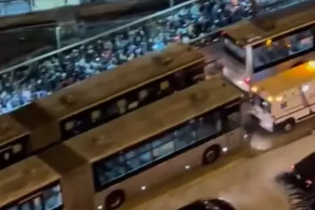 Usuarios reportan demora de buses