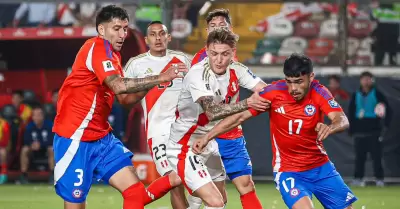 Per y Chile se juegan la vida en el Estadio Monumental.