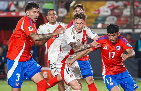 Per y Chile se juegan la vida en el Estadio Monumental.