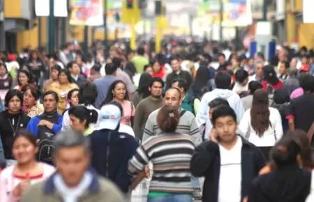 El lunes 18 de noviembre es feriado o da no laborable?