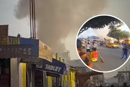 Reportan incendio en mercado.