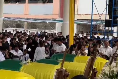 Piura despide a escolares fallecidos en Moyobamba