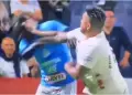 'Loco' Vargas desata polmica tras cachetear al 'Cndor' Mendoza en plena Copa Leyendas