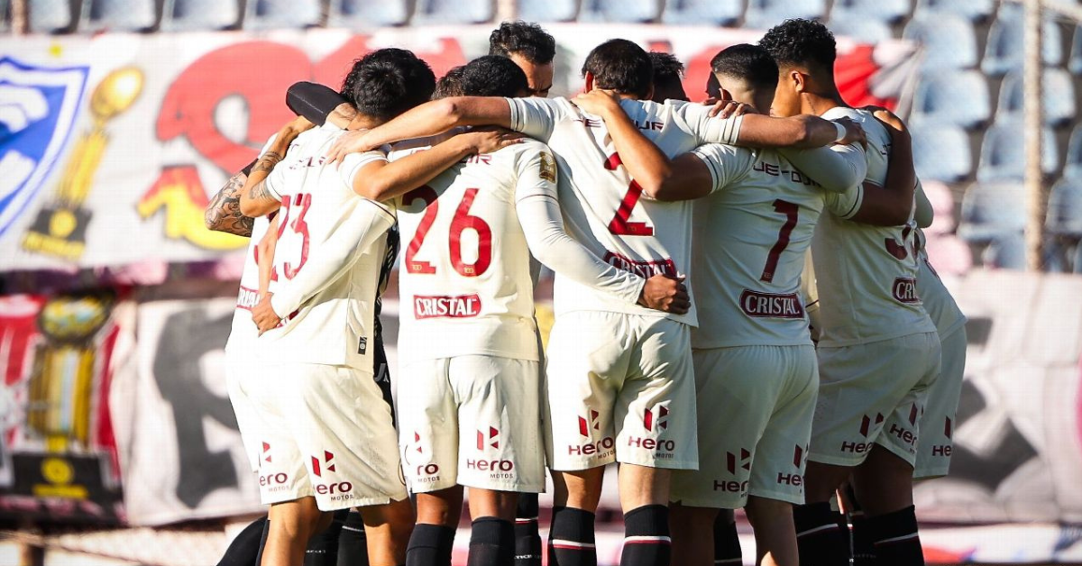 Universitario se despide de jugador campen en el centenario.