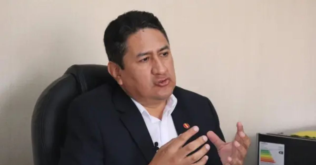 Vladimir Cerrón desde la clandestinidad: "Me encuentro en el Perú"