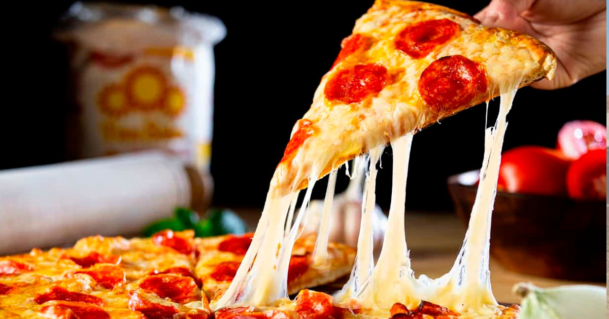 ¡Impactante noticia! Famosa cadena de pizzas se declaró en bancarrota y CIERRA sus locales