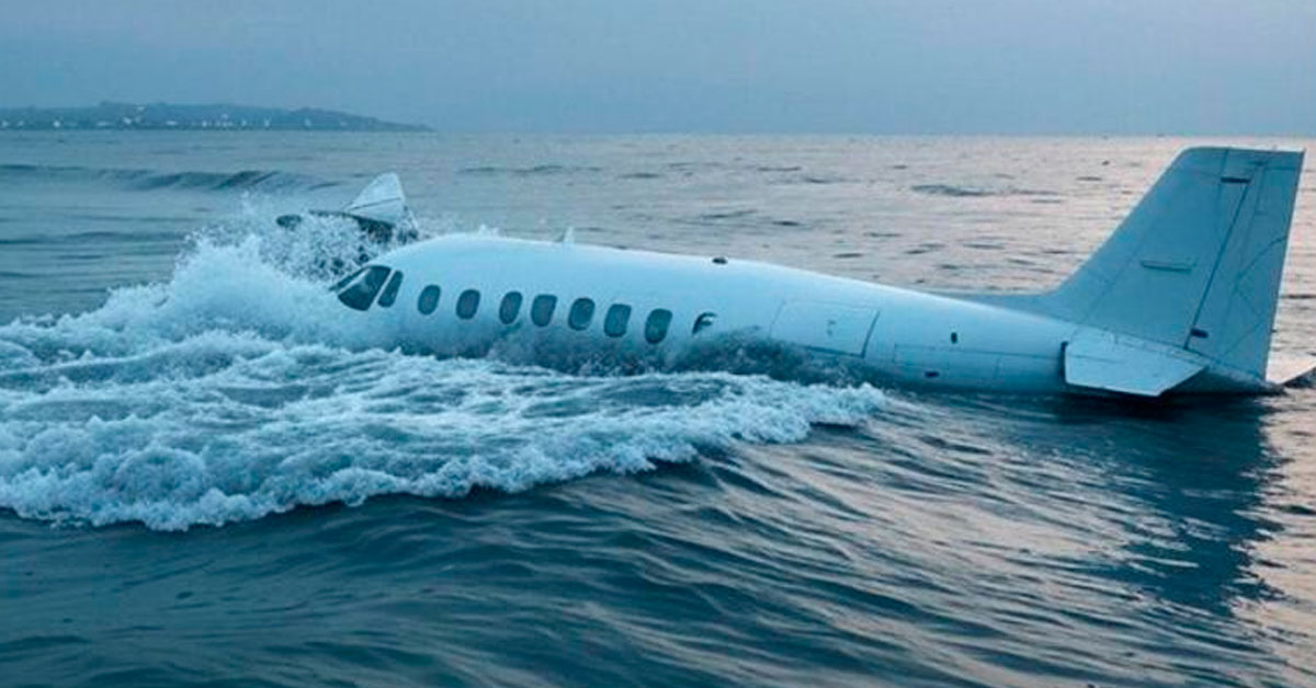 Tragedia aérea: Avioneta se estrella en el mar y deja el saldo de dos fallecidos