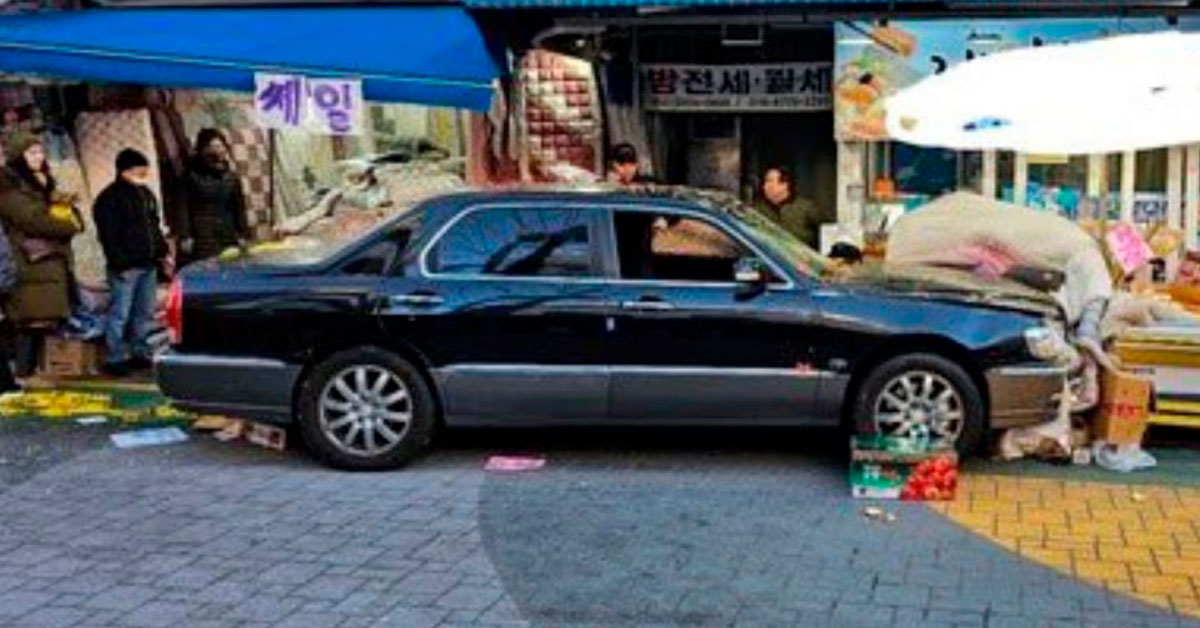 Tragedia en Corea del Sur: Conductor atropella a varias personas en mercado y deja al menos 13 heridos