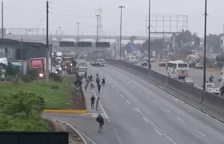 Cierre de Va de Evitamiento genera trfico.