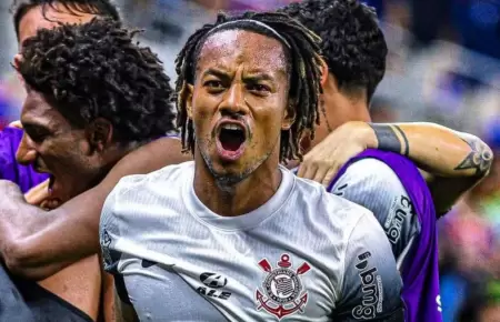 Andr Carrillo seguir en Corinthians?