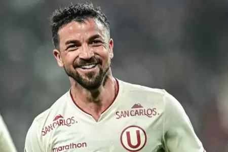 Gabriel Costa renov por todo el 2025 con Universitario.