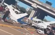 Terrible! Avioneta se estrella contra tres autos al intentar aterrizar de emergencia