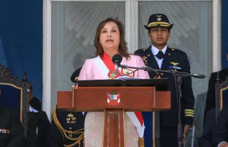 Dina Boluarte en clausura de ao acadmico de escuela de oficiales FAP