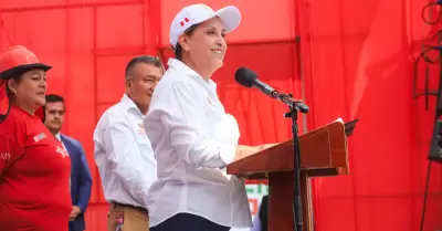 Dina Ercilia Boluarte Zegarra, participa en el evento "Llamkasun Per