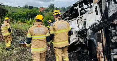 Mueren al menos 22 personas en un accidente de trnsito.