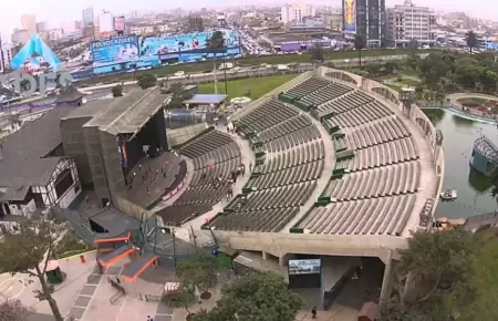 Demolern anfiteatro del Parque de la Exposicin