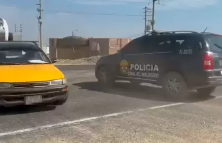 Patrullero PNP realiza peligrosa maniobra en Panamericana Norte.