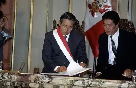 Restituyen firma de Alberto Fujimori en Constitucin de 1993.