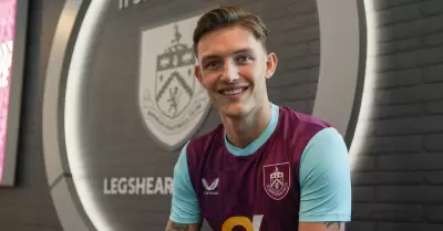 Oliver Sonne es nuevo jugador del Burnley.