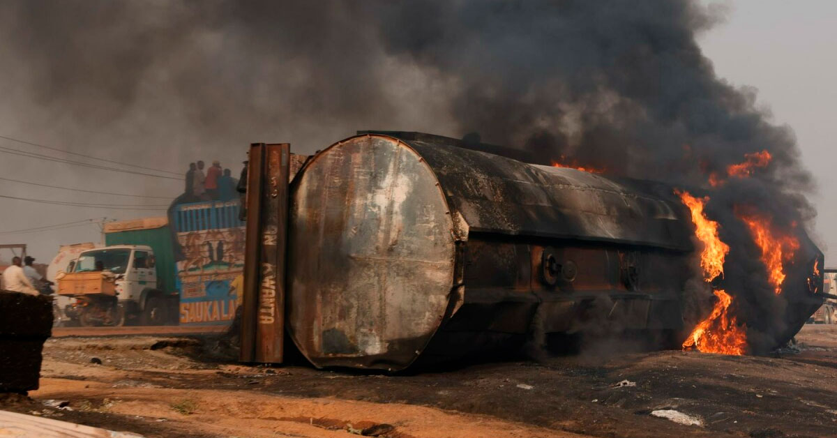 ¡Trágico! Explosión de camión que transportaba combustible dejó decenas de fallecidos