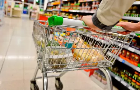 Cadena de supermercados anuncia cierre de sucursales.