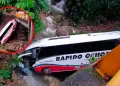 Bus se sale de la va y cae a precipicio: Reportan al menos tres fallecidos y decenas de heridos