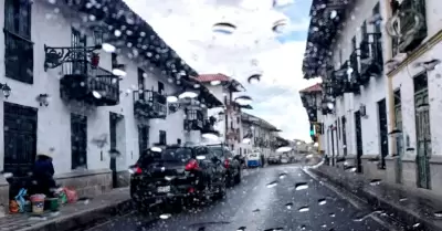 Senamhi alerta por intensas lluvias en provincias de la sierra.