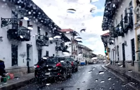 Senamhi alerta por intensas lluvias en provincias de la sierra.