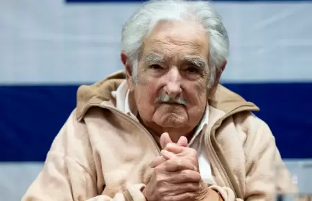 Jos 'Pepe' Mujica revela que el cncer se expandi.