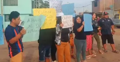 Familiares y vecinos exigen justicia para Williams Cueva Collantes.