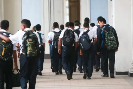 Cundo inician las clases en colegios privados?