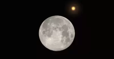 La Luna y Marte en un espectculo astronmico.