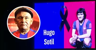 Barcelona le rindi un sentido homenaje a Hugo Sotil.