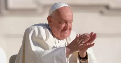 Papa Francisco sufre accidente en el Vaticano