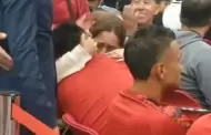 Madre de Christian Cueva rompe en llanto al verlo en presentacin de camiseta de Cienciano