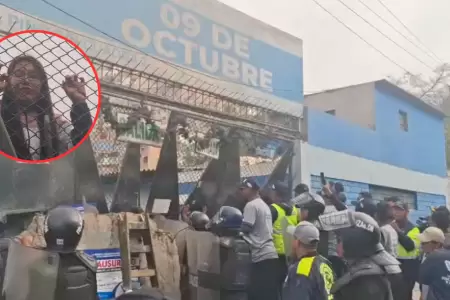 Comerciantes se atrincheran a mercado '9 de octubre'.