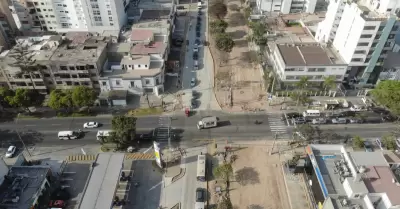 Obras en cruce de Comandante Espinar con Angamos Oeste.