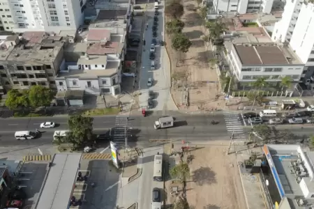 Obras en cruce de Comandante Espinar con Angamos Oeste.