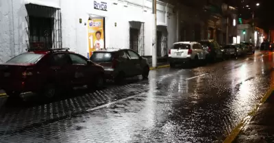 Advierten sobre 45 provincias en alerta por lluvias en la sierra.