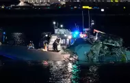 Tragedia en Washington: Avin con 64 personas a bordo se estrella con un helicptero y cae al ro