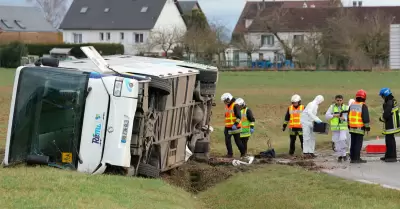 Accidente de autobs escolar en Francia deja un fallecido.