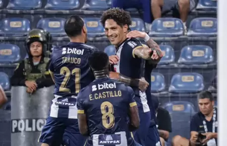 Alianza Lima venci 2-0 a Aucas en Matute.