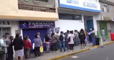 Pacientes denuncian falta de citas y medicamentos.