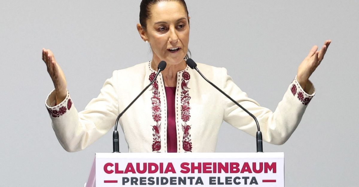 Claudia Sheinbaum amenaza con demandar a Google por cambiar el nombre del Golfo de México en 'Mapas'