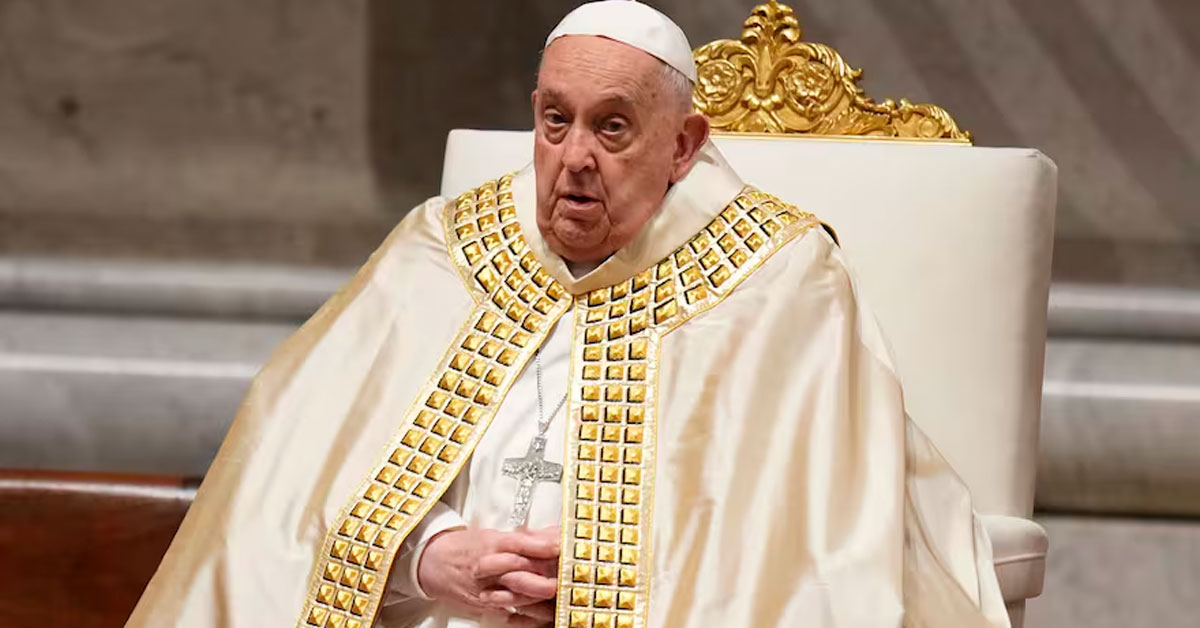 Papa Francisco manda emotivo mensaje tras una crisis respiratoria: "Les pido que recen por mí"