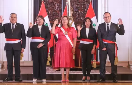 Poder Ejecutivo oficializa nombramiento de ministros.